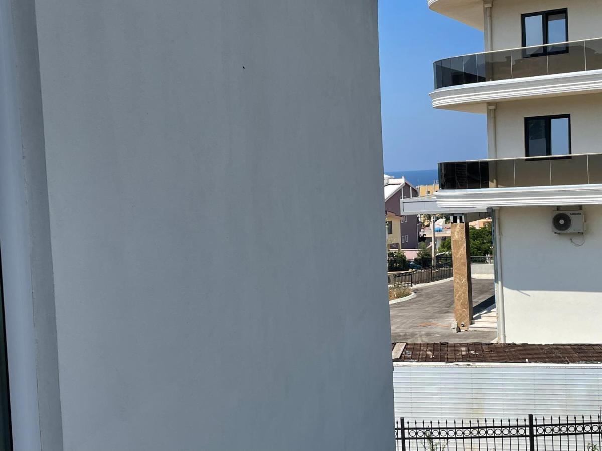 Sea Garden Apartments Добра-Вода Экстерьер фото